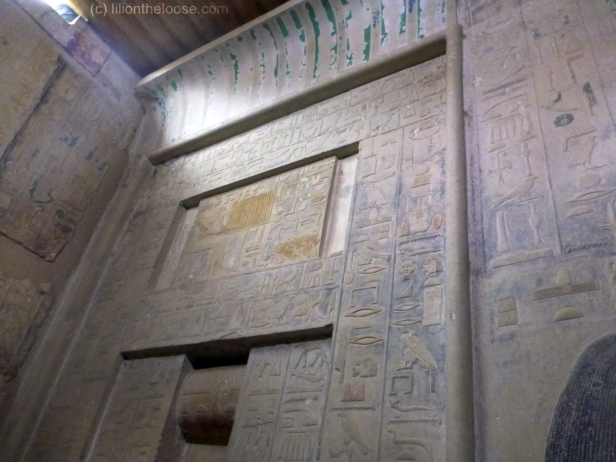 False door at details at the tomb of Ptah-hotep
