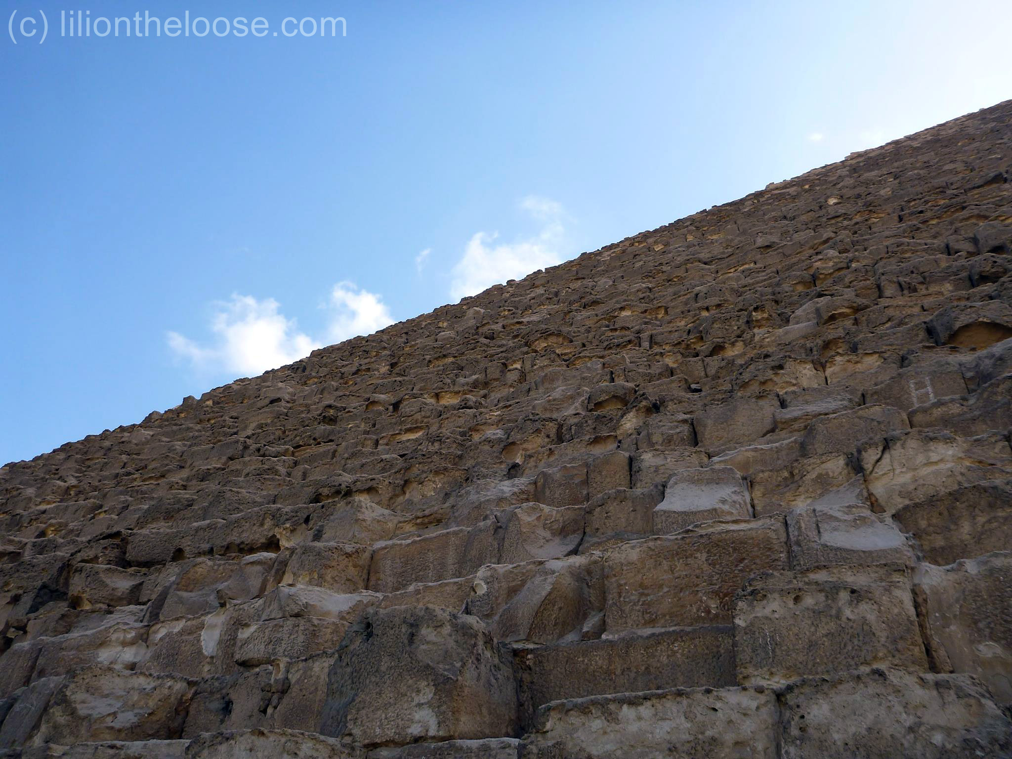 giza_pyramids15