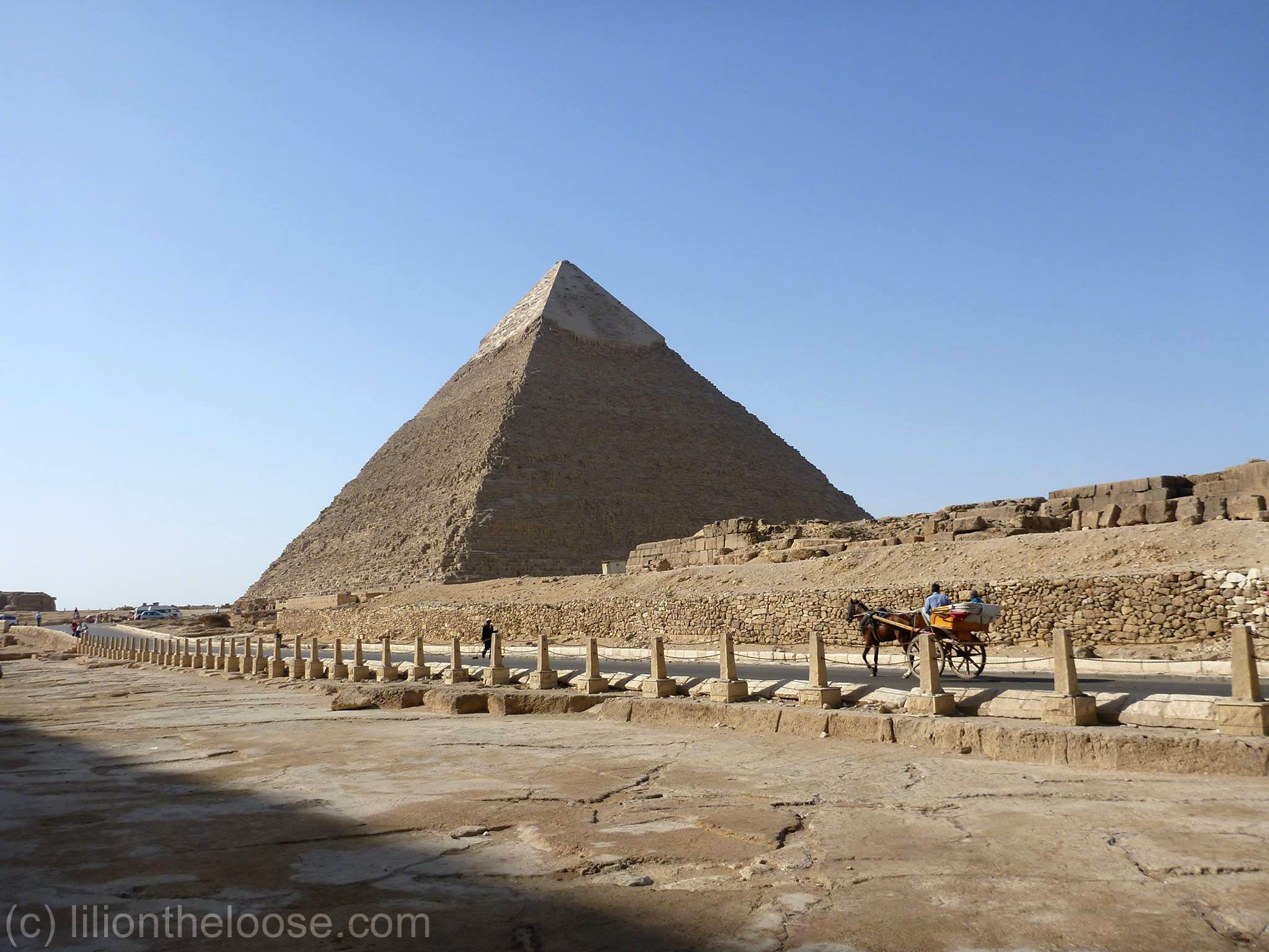 giza_pyramids17