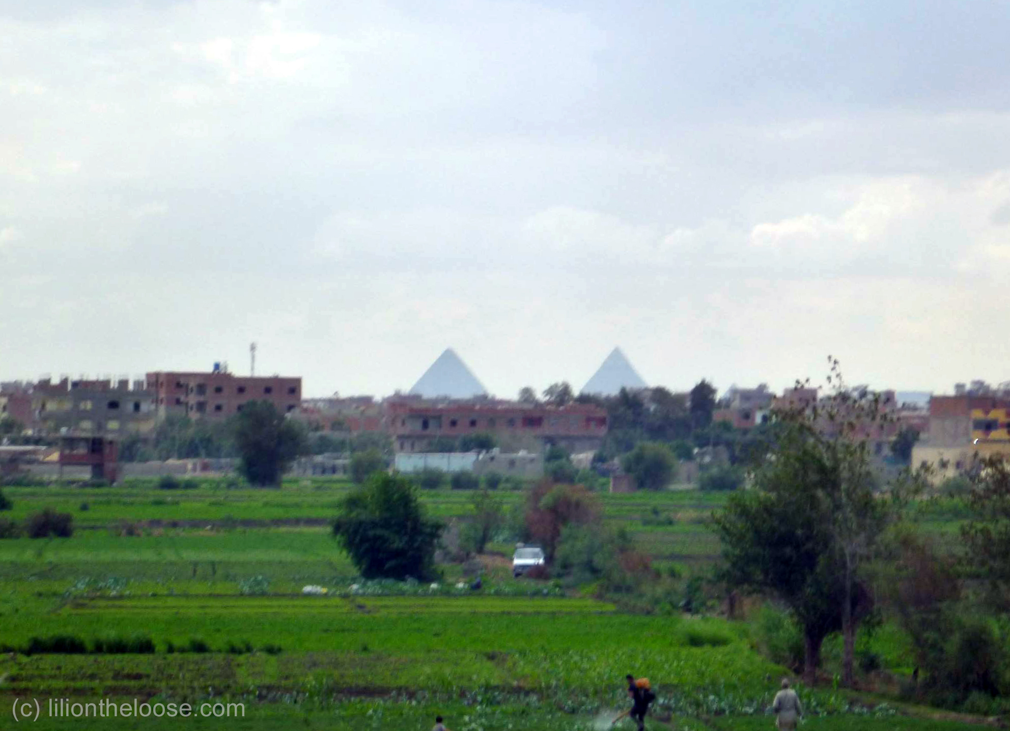 pyramids_fromafar